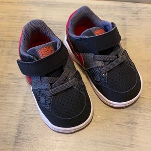 Infant/toddler Nike sneakers